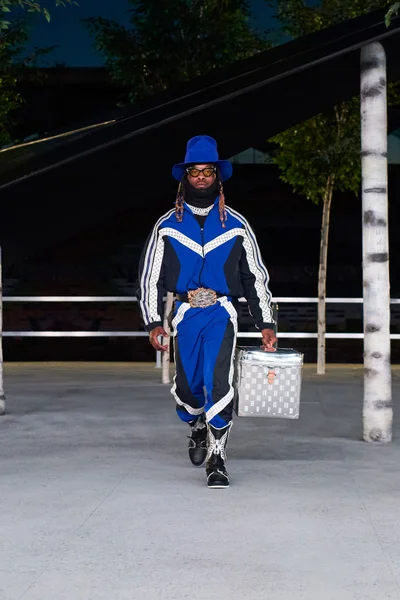 Look 95
